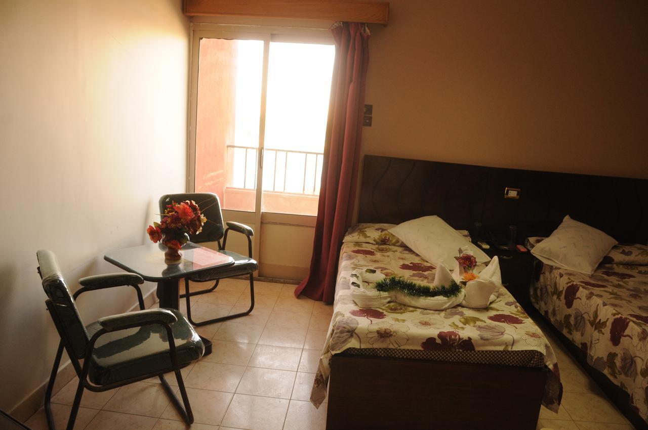 King Akhenaton Hotel Minjá Exteriér fotografie