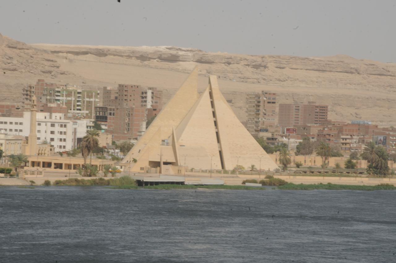 King Akhenaton Hotel Minjá Exteriér fotografie